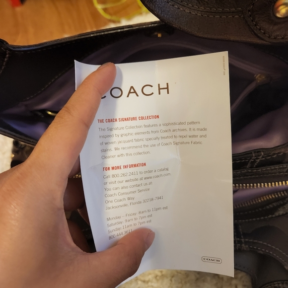 Coach Signature Archive Bag - Picture 8 of 11